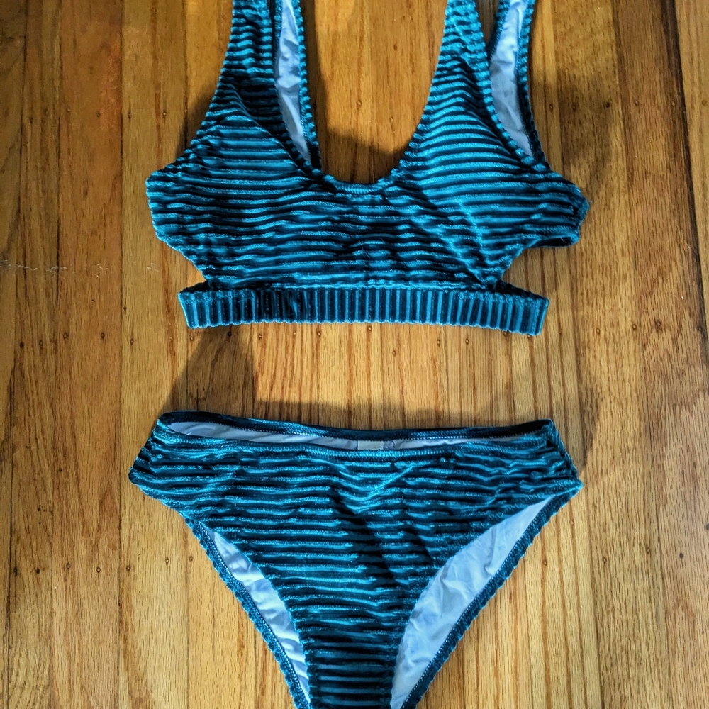 Cupshe Bikini Velvet